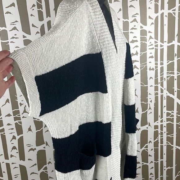 Vince Camuto Short Sleeve Striped Open Front Cardigan Sweater XL - Picture 2 of 8